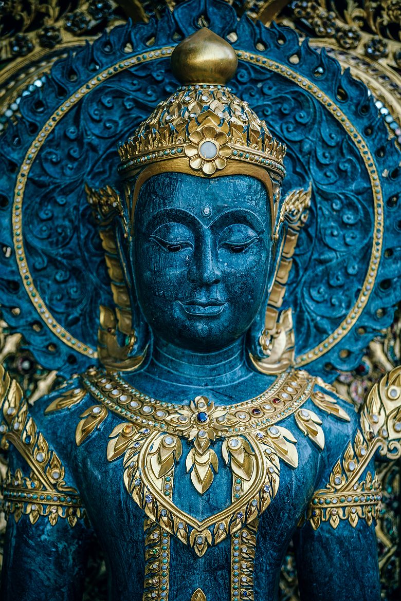 Portrait d'une statue bouddhiste du temple Doi Suthep, Chiang Mai - Thaïlande