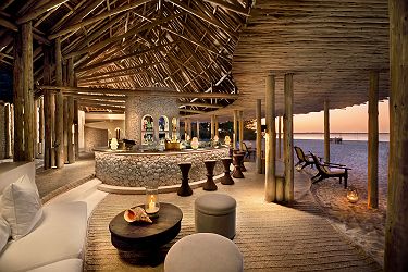 Bar de Mnemba Island