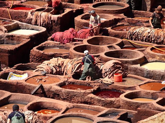 marché au cuir à Fes, Maroc