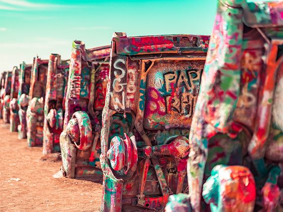 Cadillac Ranch sur la route 66 aux Etats Unis