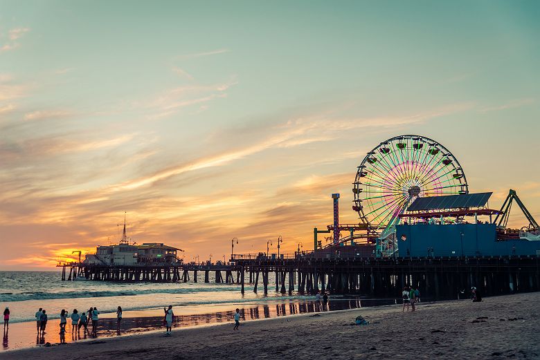 Los Angeles - Vue sur la jetée de Santa Monica au coucher de soleil