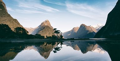Nouvelle-Zélande - Vue sur le fjord de Milford Sound