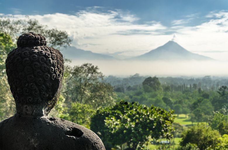 Temple bouddhiste de Borobudur près de Yogyakarta - Indonésie