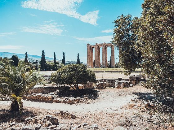 Grèce - Ruines du temple de Zeus dans le mont Olympe à Athènes