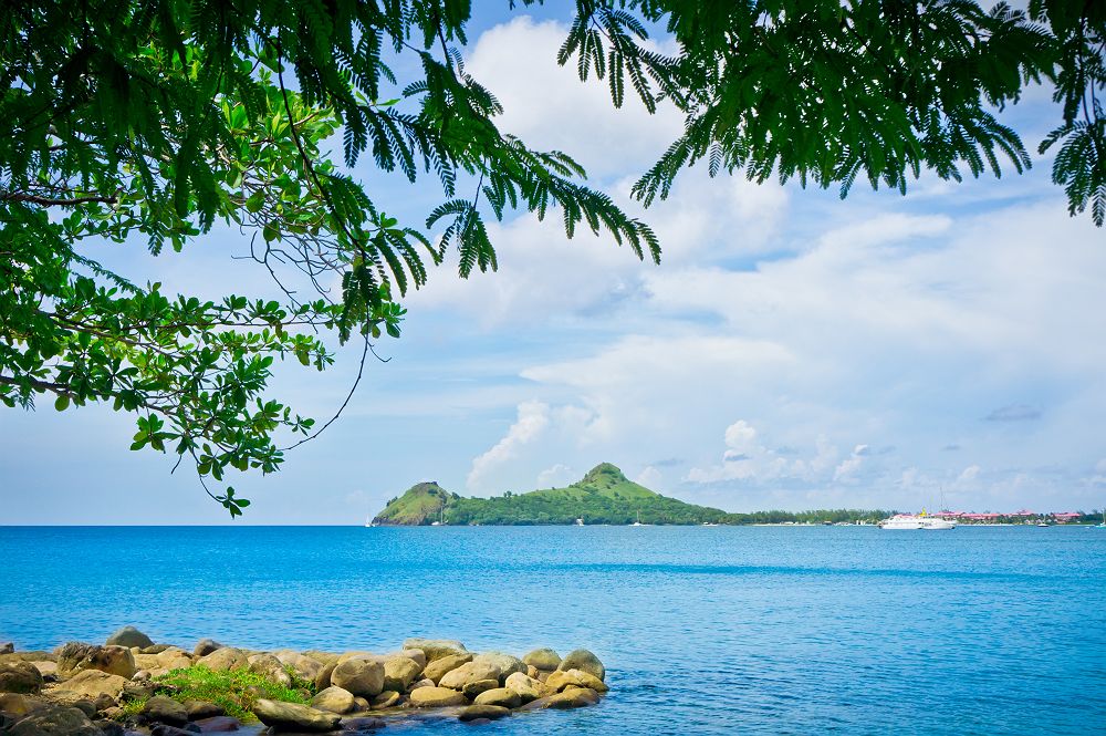 Plage à Sainte Lucie dans les Caraïbes