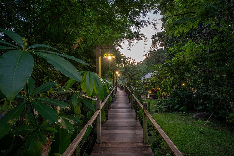 	
Namkat Yorla Pa Resort - Laos