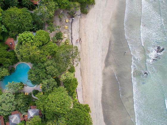 Capitán Suizo Beachfront Boutique Hotel