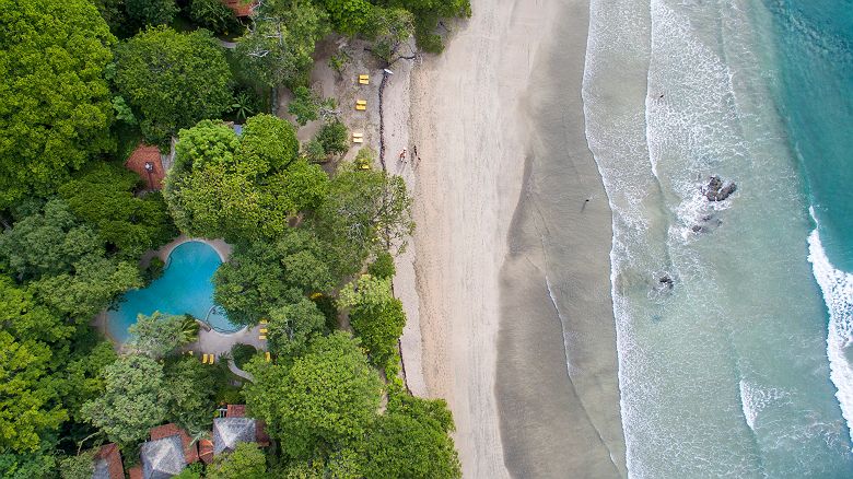 Capitán Suizo Beachfront Boutique Hotel