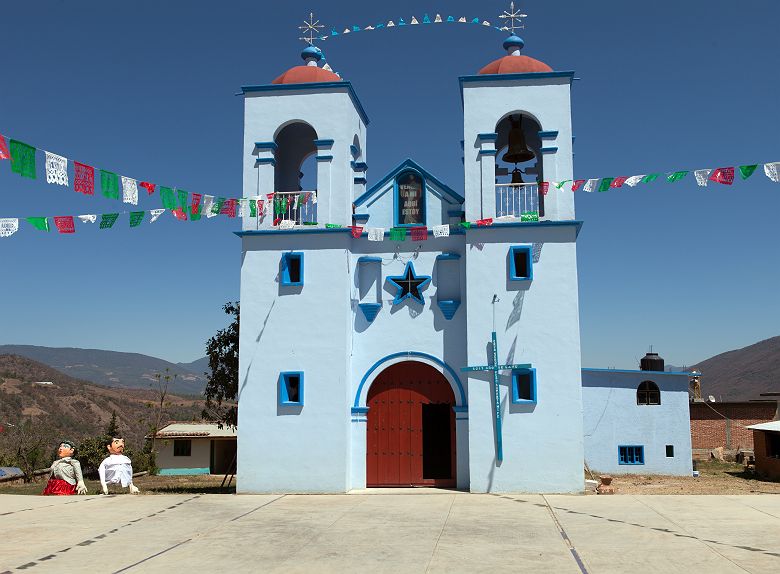 Eglise dans la vallée d'Oaxaca au Mexique