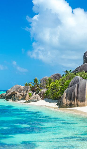 Seychelles - Vue sur la plage Anse Source d'Argent à l'île La Digue