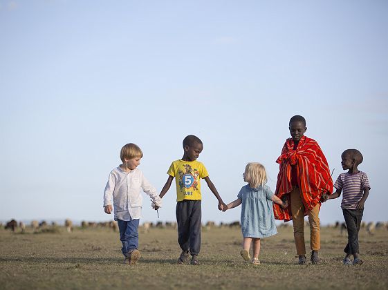 Asilia Encounter Mara Camp - rencontre avec des enfants masaï