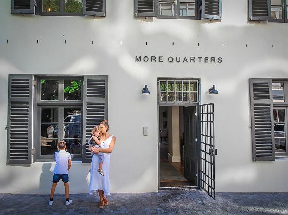 More Quarters Neighbourhood Hotel