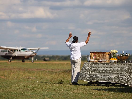 andBeyond Bateleur Camp - arrivée sur l'airstrip