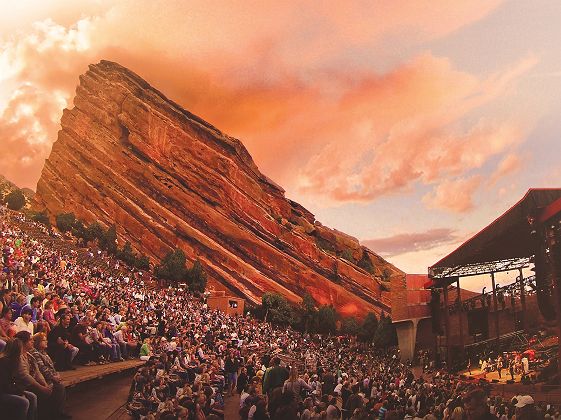 Spectacle au Red Rocks Park & Amphitheatre, Morrison, Colorado, USA
