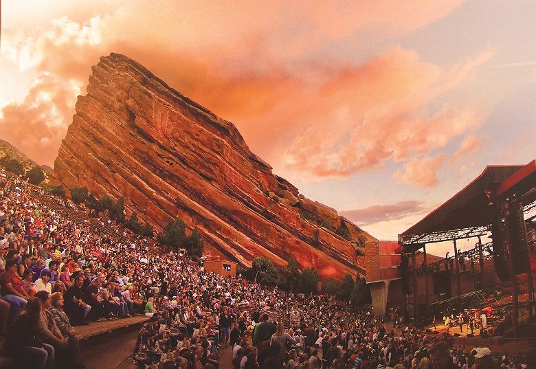 Spectacle au Red Rocks Park & Amphitheatre, Morrison, Colorado, USA