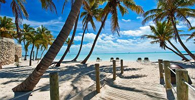 Floride - Passerelle en bois menant à la plage de Key West