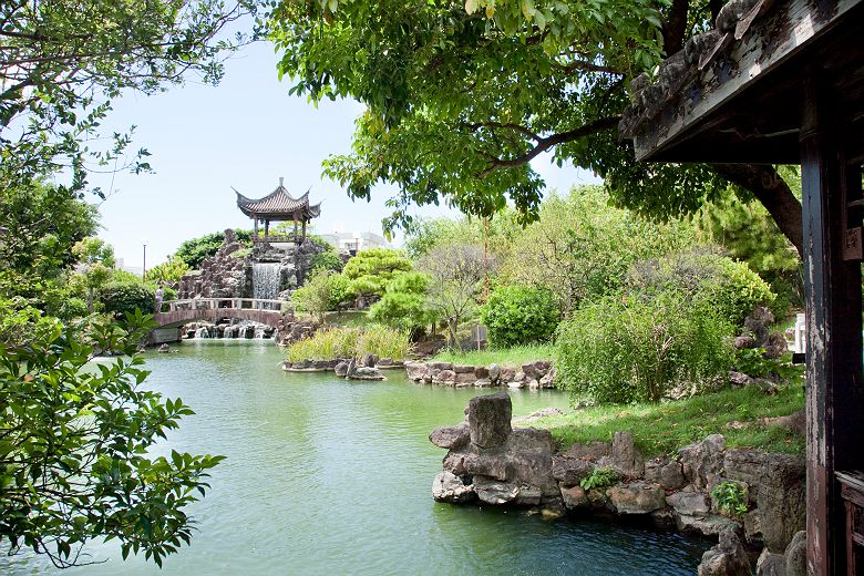 Southern Okinawa Main Island -  Naha City ©OCVB