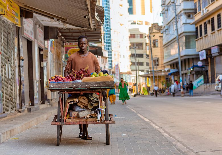 Rue animée de Dar Es Salaam