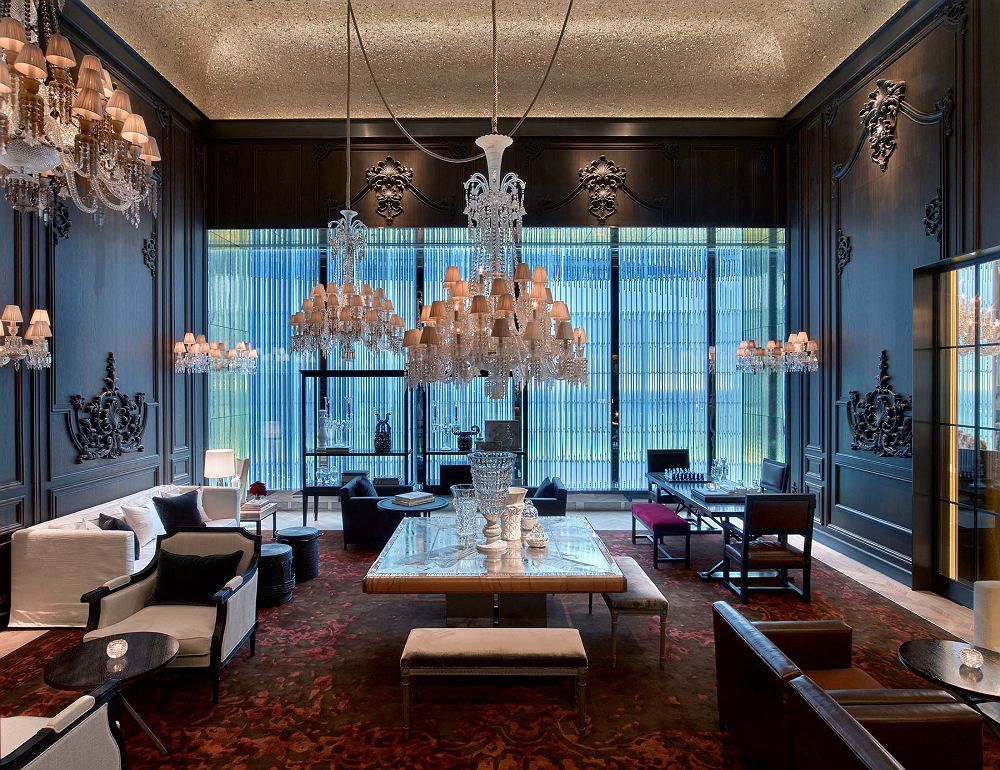 Baccarat hotel petit salon