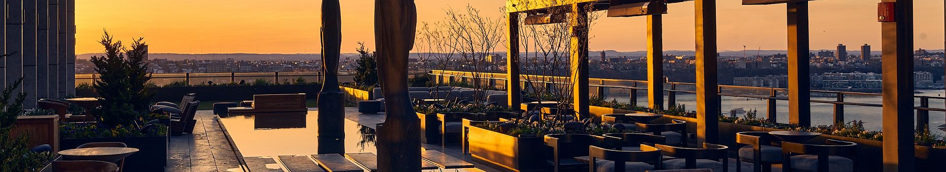 Equinox hotel - rooftop couche du soleil