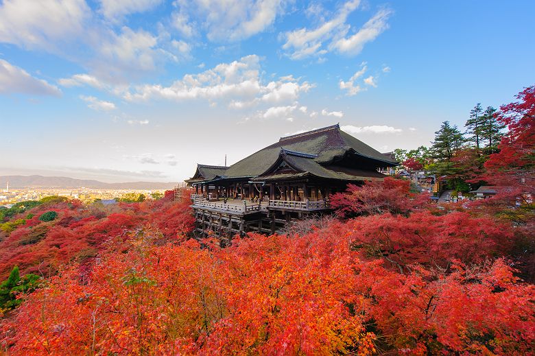 Le temple Kiyomizu (ou Kiyomizu-dera) à Kyoto - Japon