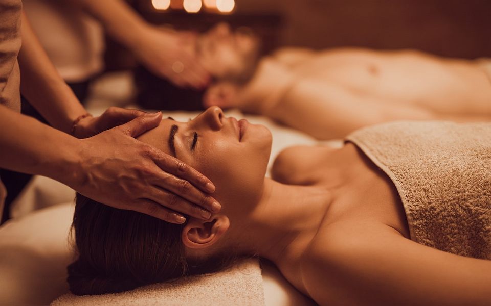 Couple massage