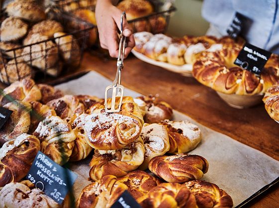 Cinnamon rolls