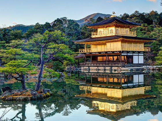 Kinkakuji Temple à Kyoto - Japon