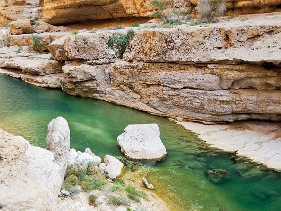 Wadi Shab et ses eaux turquoise