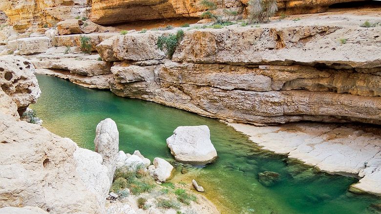 Wadi Shab et ses eaux turquoise