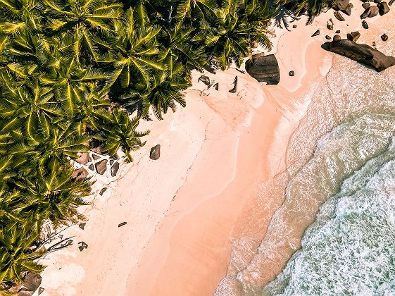 j8   iles signature   ot seychelles