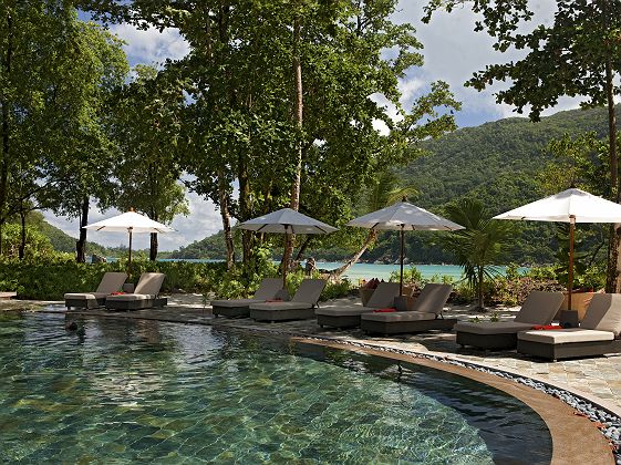 j9   constance ephelia restaurants_and_bars cyann restaurant pool side 2_hd