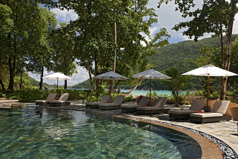 j9   constance ephelia restaurants_and_bars cyann restaurant pool side 2_hd
