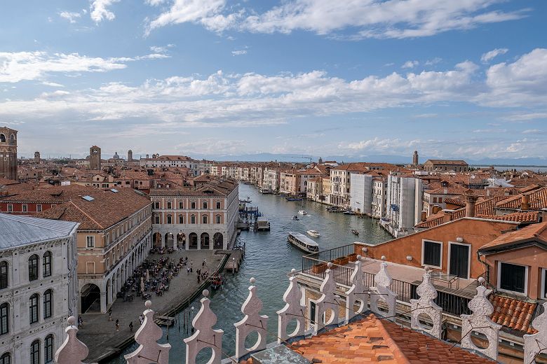 Vue aérienne de Venise et le Canal 