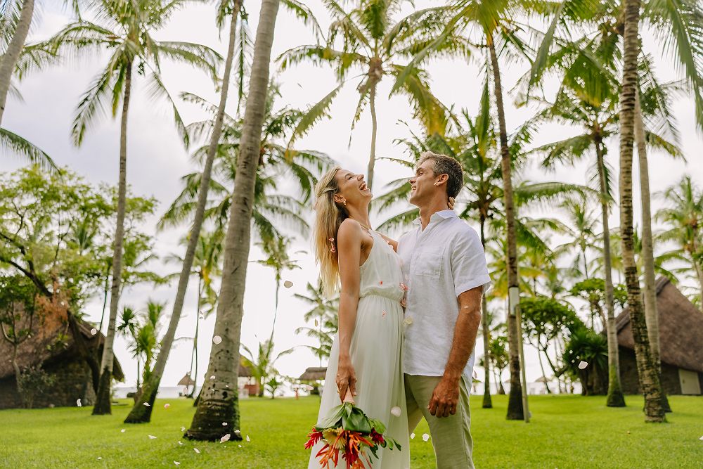 	
La Pirogue - île Maurice