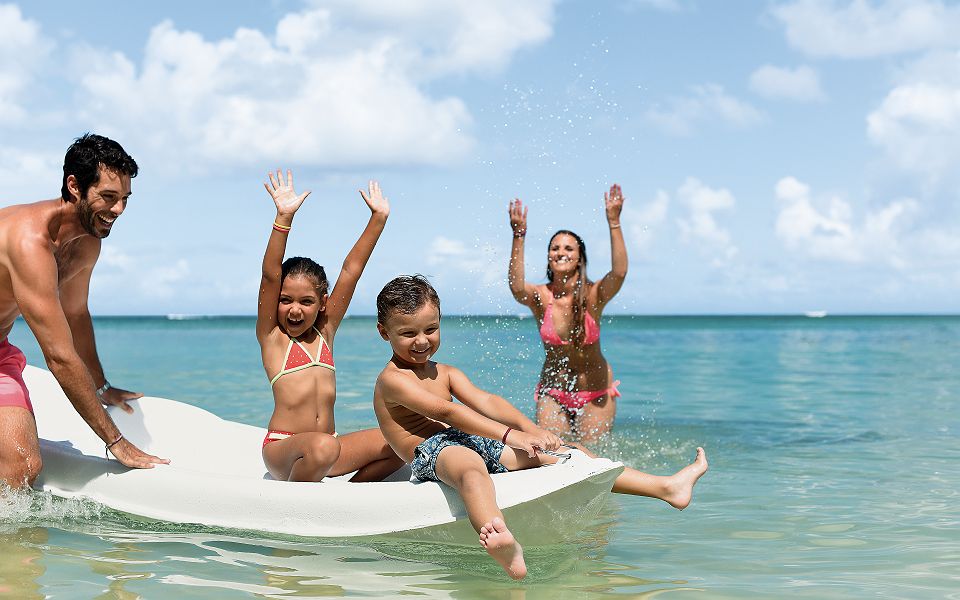 Constance Sakoa Boutik - gauche famille - île Maurice