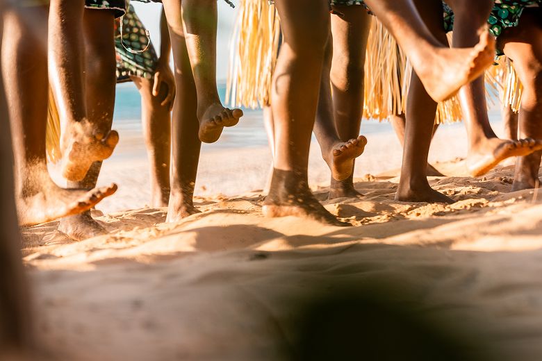 Danses locales à l'Azura Benguerra Island