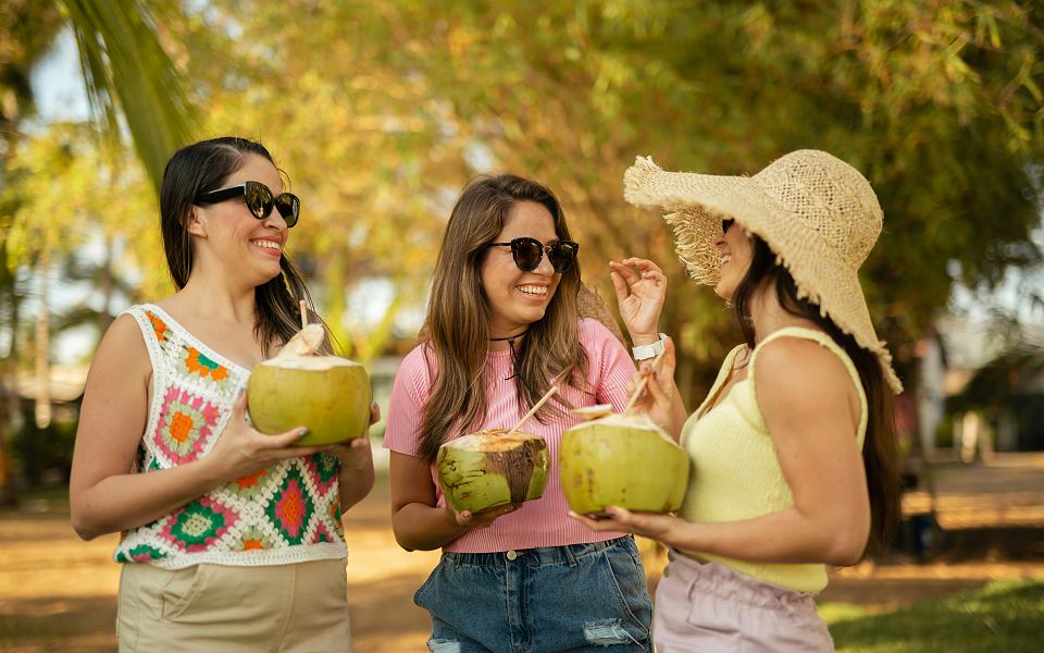 Constance Tekoma Rodrigues - île Maurice Rodrigues Gauche