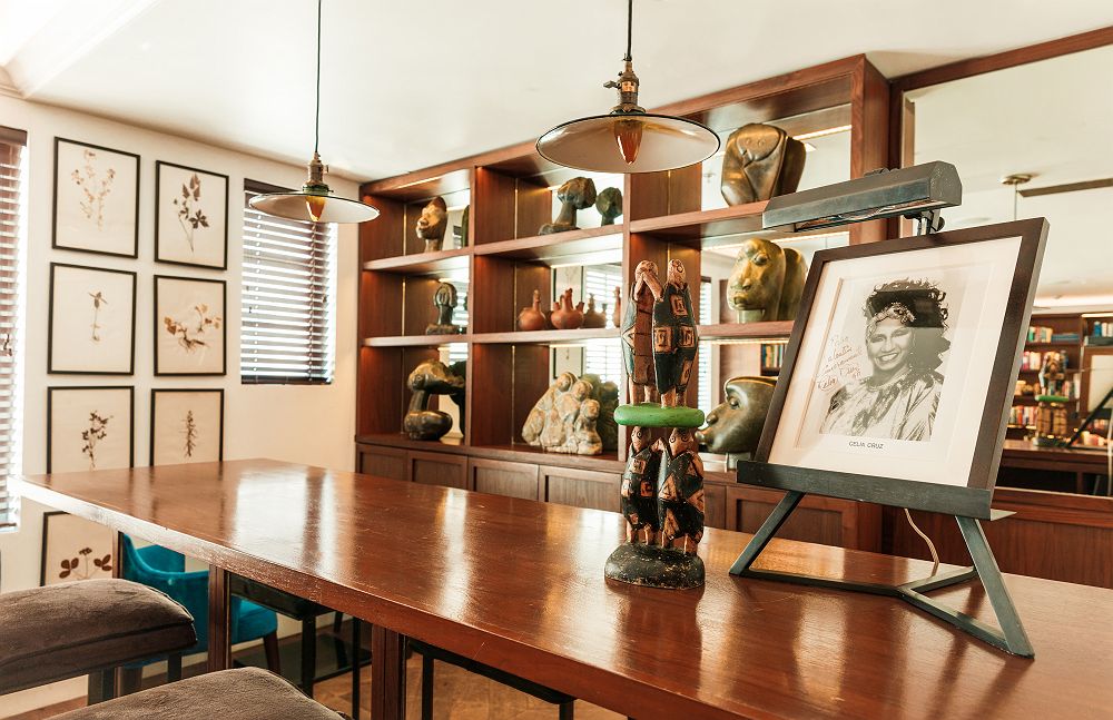 The Betsy hotel - librairy