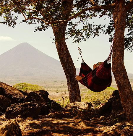 Hamac et volcan - Nicaragua