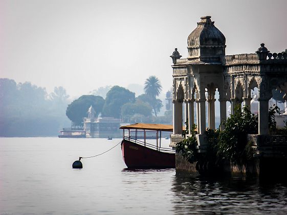 Inde - Vue sur le lac pichola à Udaipur