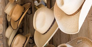 @Travel Texas chapeaux de cowboy