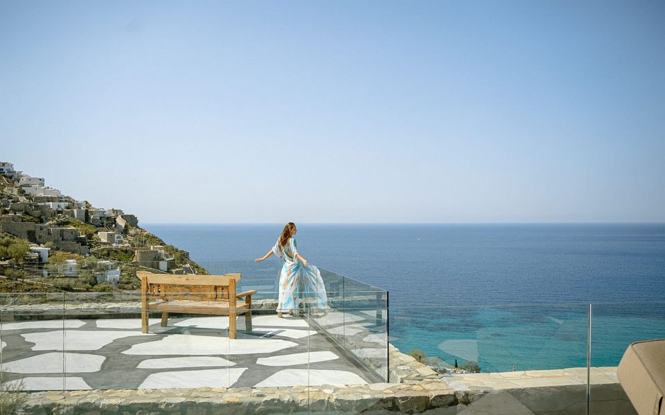 Royal Myconian - Gauche - Grèce