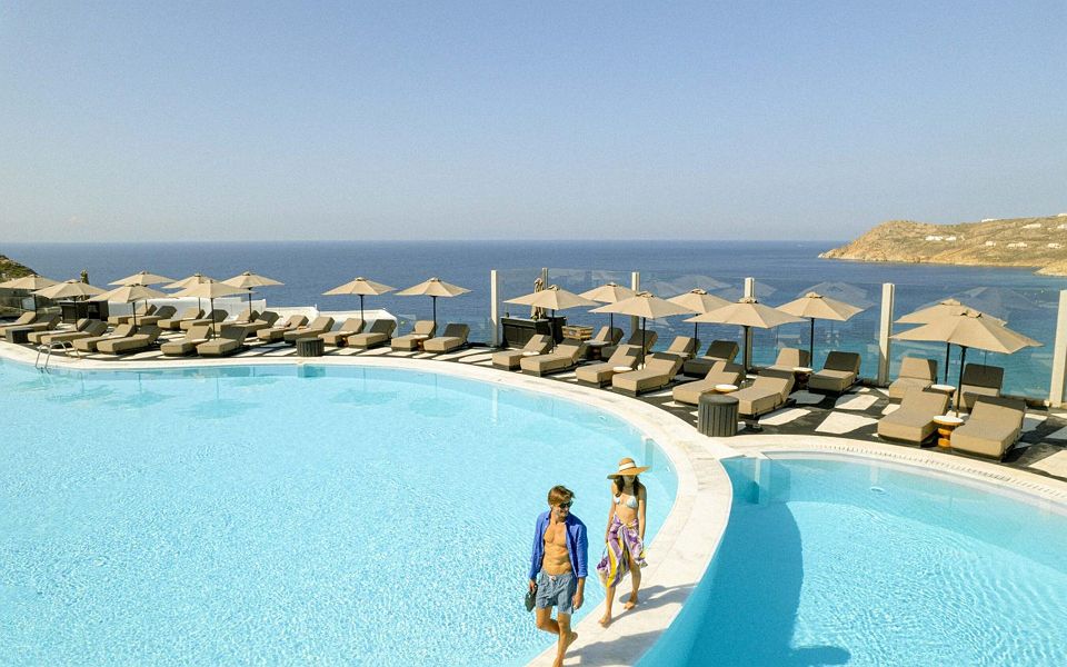 Royal Myconian - Droite - Grèce