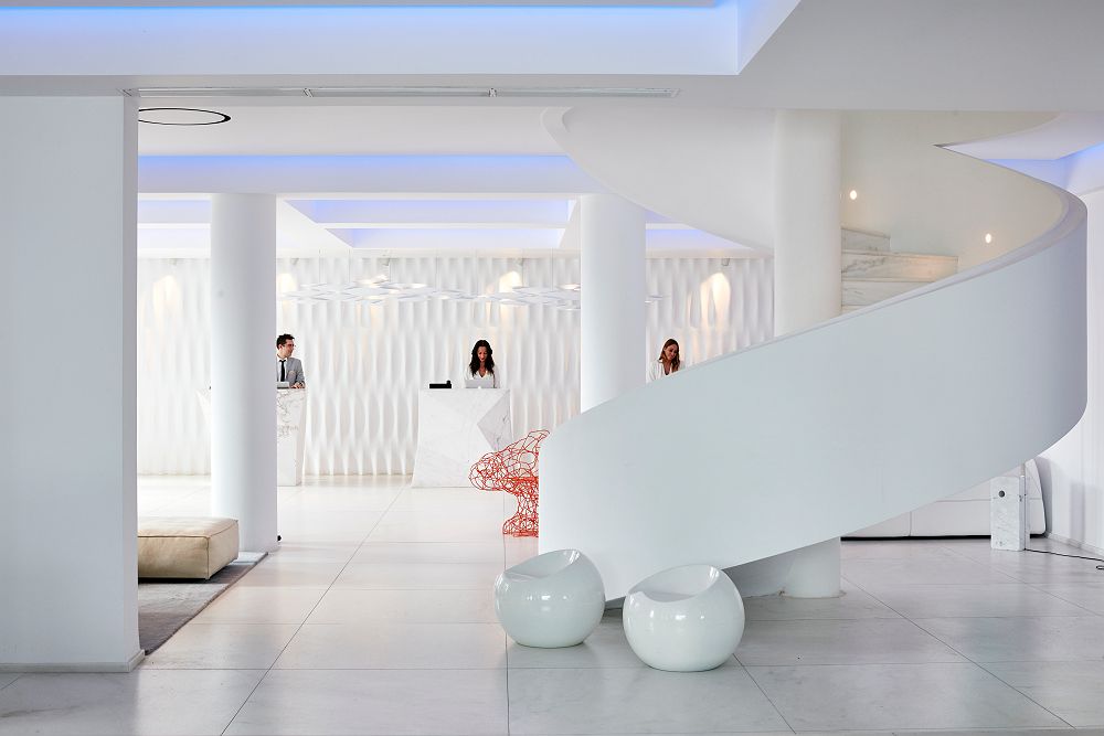 	
Myconian Ambassador - Diapo - Grèce