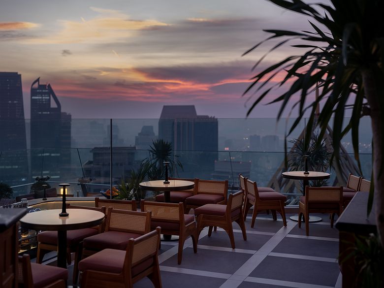 Bar rooftop au Dusit Thani Bangkok - Thailande