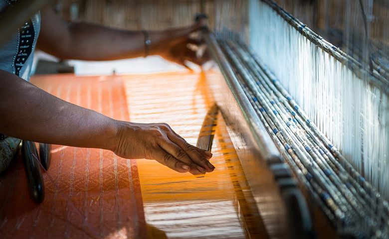 Tissage de la soie - Cambodge