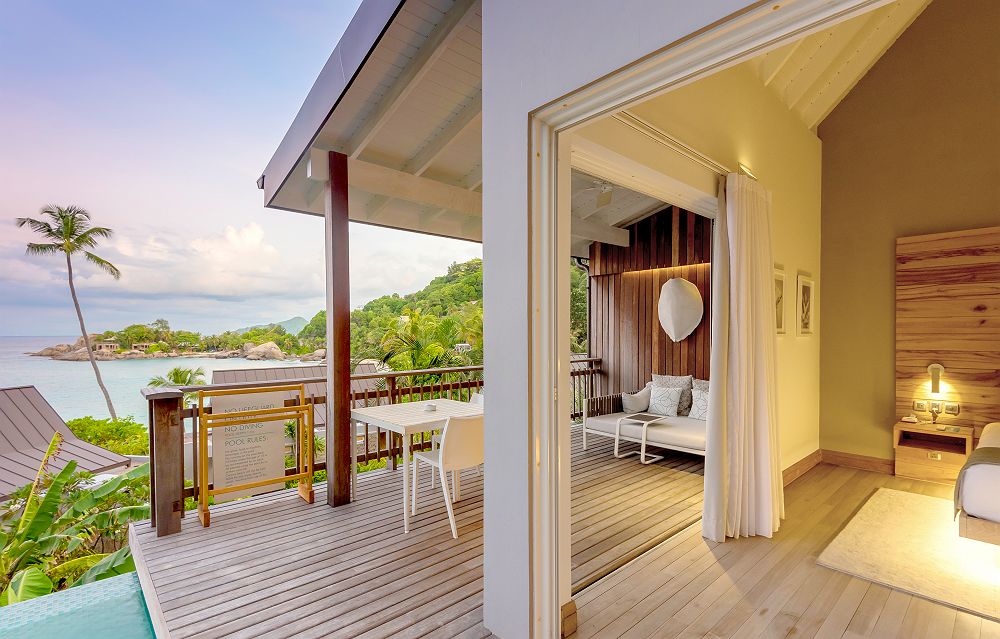 Carana Beach Mahé - Chalets avec piscine 