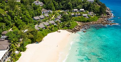 Carana Beach Mahé - plage sable doré 