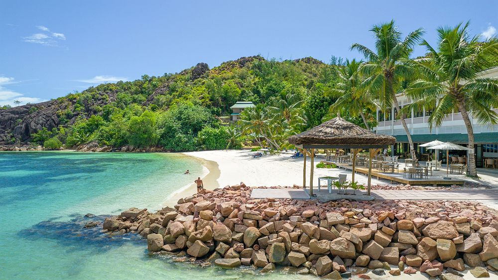 Hotel L'Archipel - Diapo vue aérienne plage et végétation- Seychelles 
